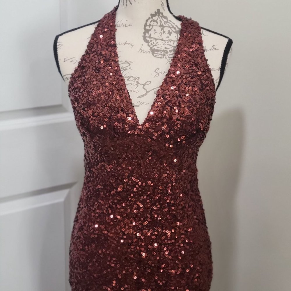B. Darlin Sequin copper embellished split him mermaid style ball gown size 3/4 - Picture 4 of 16
